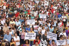 Assembleia Estadual dos Professores - Praça da República