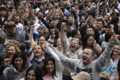 ATO DE DESAGRAVO AOS PROFESSORES EM GREVE