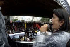 Assembleia Estadual 12 de Junho - A greve foi suspensa.