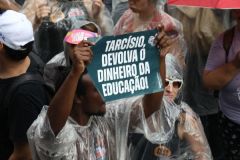 06/03 - Assembleia dos Professores - Masp