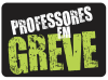 Professores protestam em frente à Secretaria da Educação